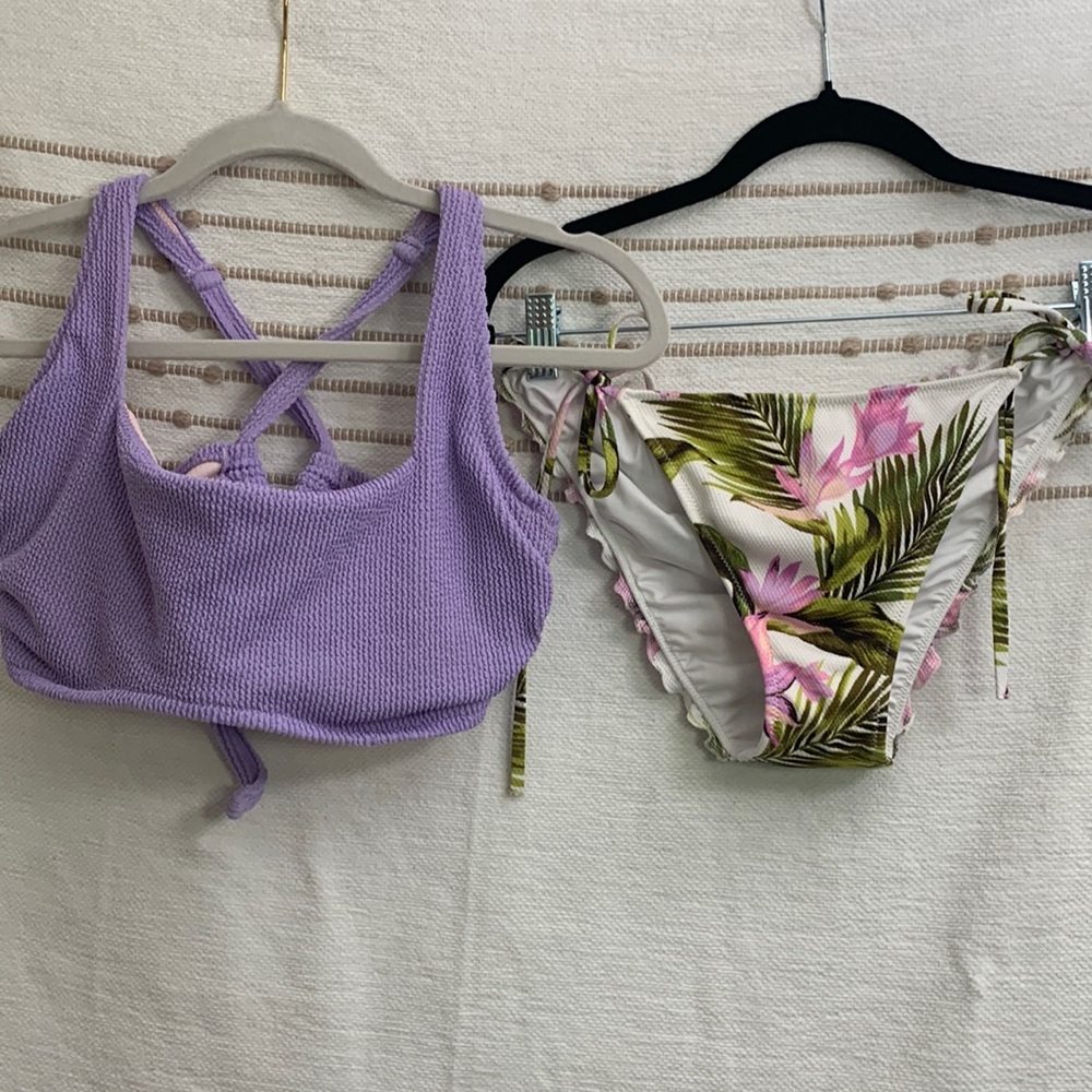 Bikini ☀️🏖️by: Shade & Shore Lavender Textured Fabric Medium Bottom Top 36DD